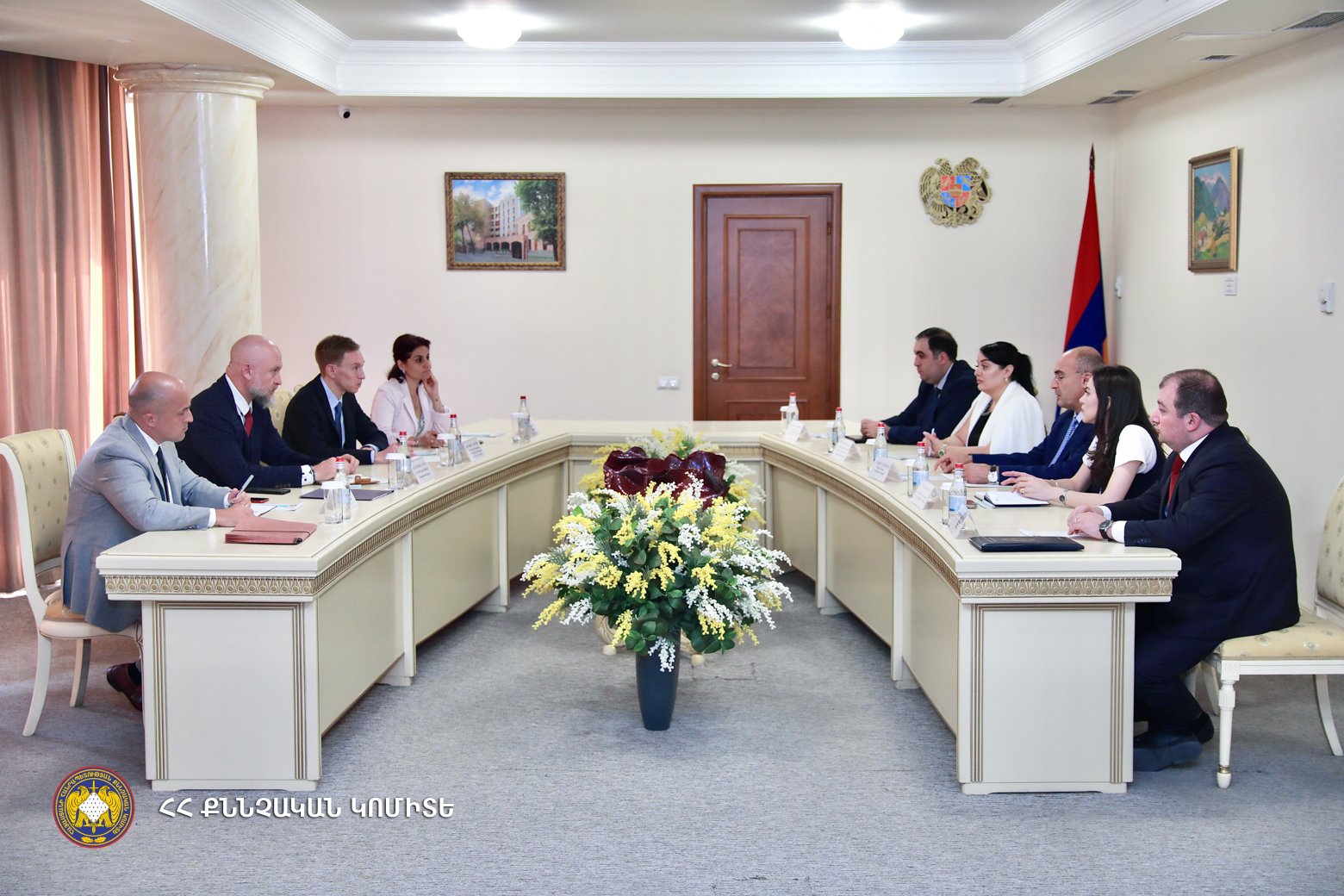 Քննչական կոմիտեի նախագահի տեղակալն ընդունել է ԱՄՆ դեսպանատան ներկայացուցիչներին